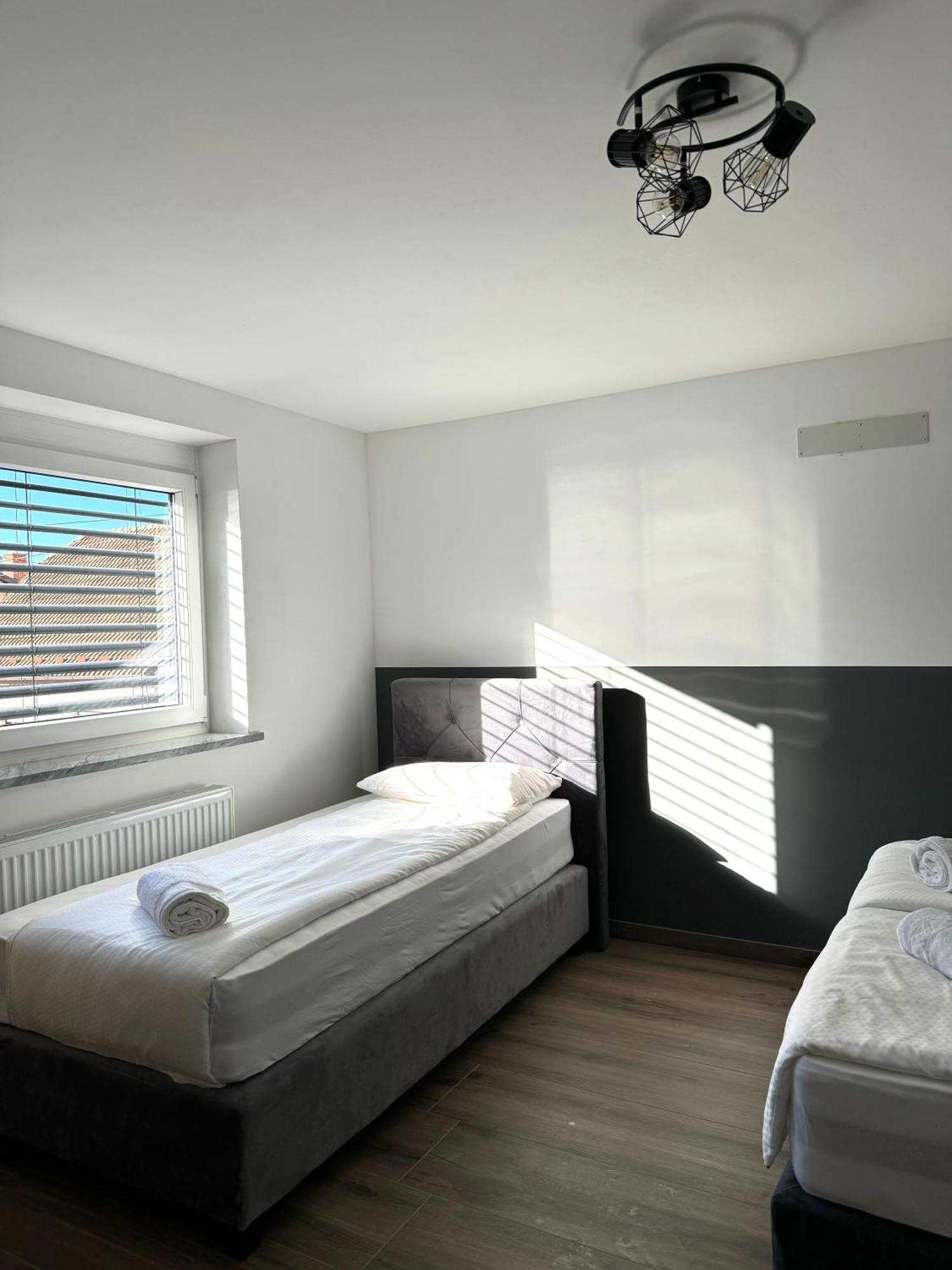 L&L Rooms Maribor Exteriér fotografie